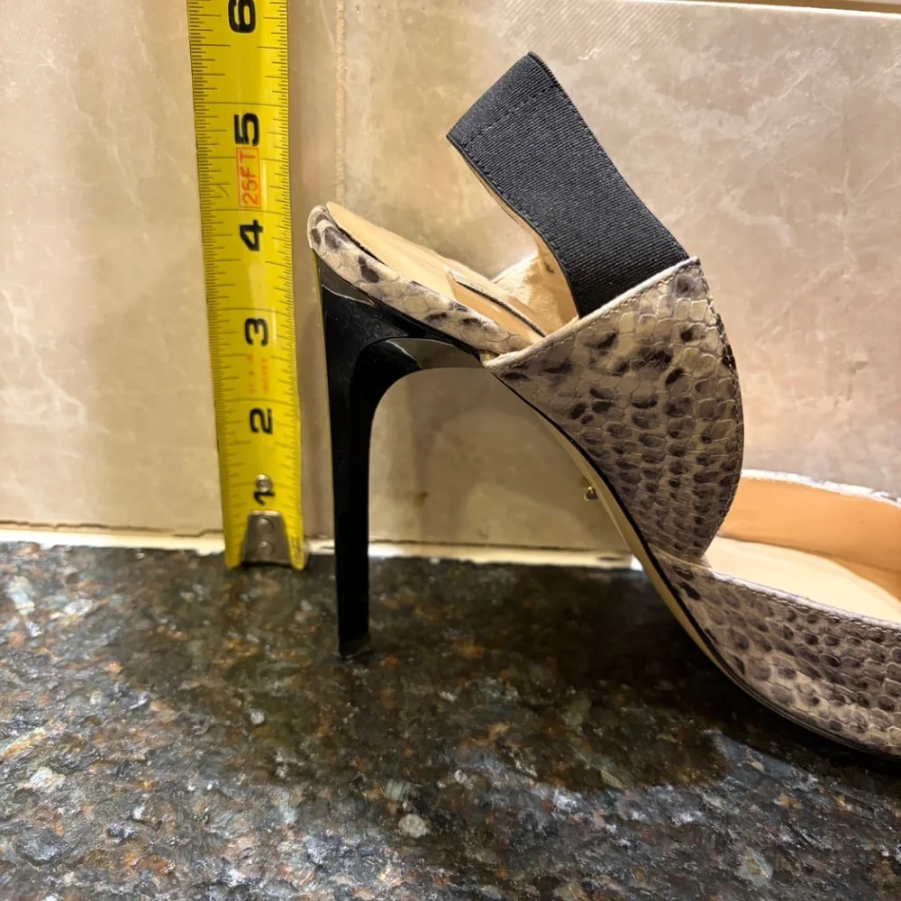 Diane Von Furstenberg Blaire Heels python print gray 8M